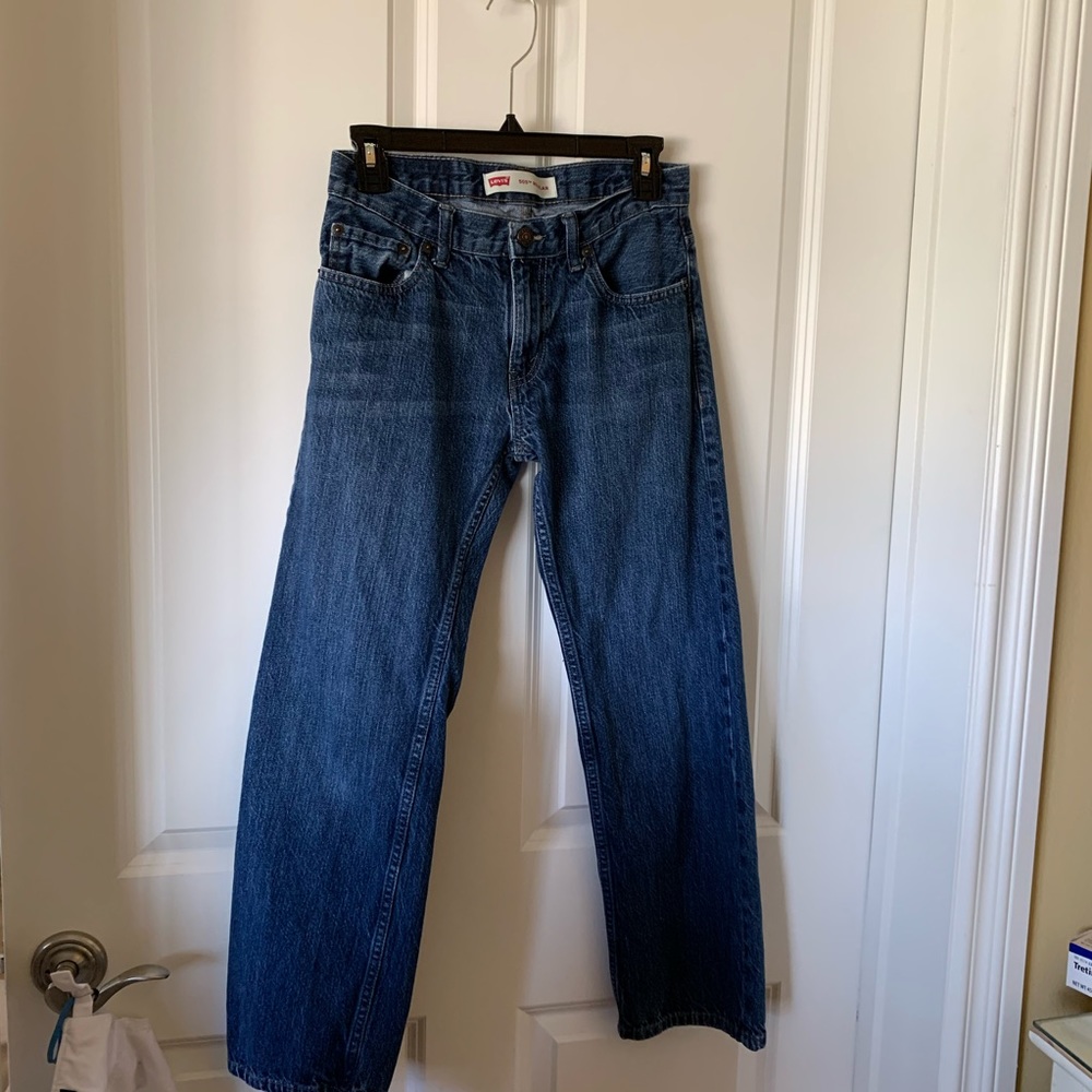 Levi’s straight blue jeans